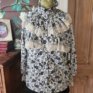 MM Studio Black & Ivory Floral Lace Blouse – Victorian Style – Size M